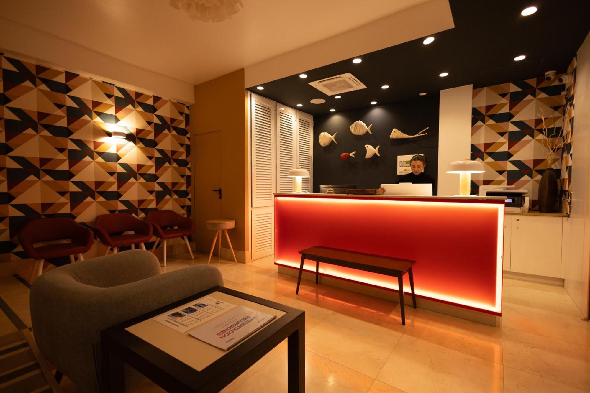 Aparthotel Boutique Poniente Playa Сан-Антоніо Екстер'єр фото